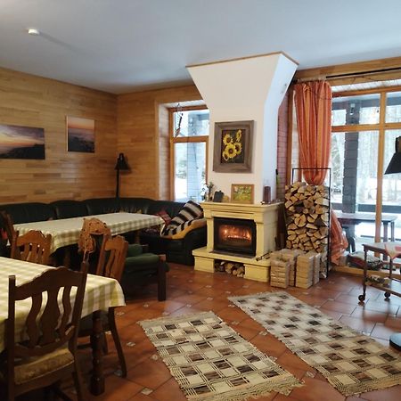 Guest House Pitagi Kosrags Ngoại thất bức ảnh