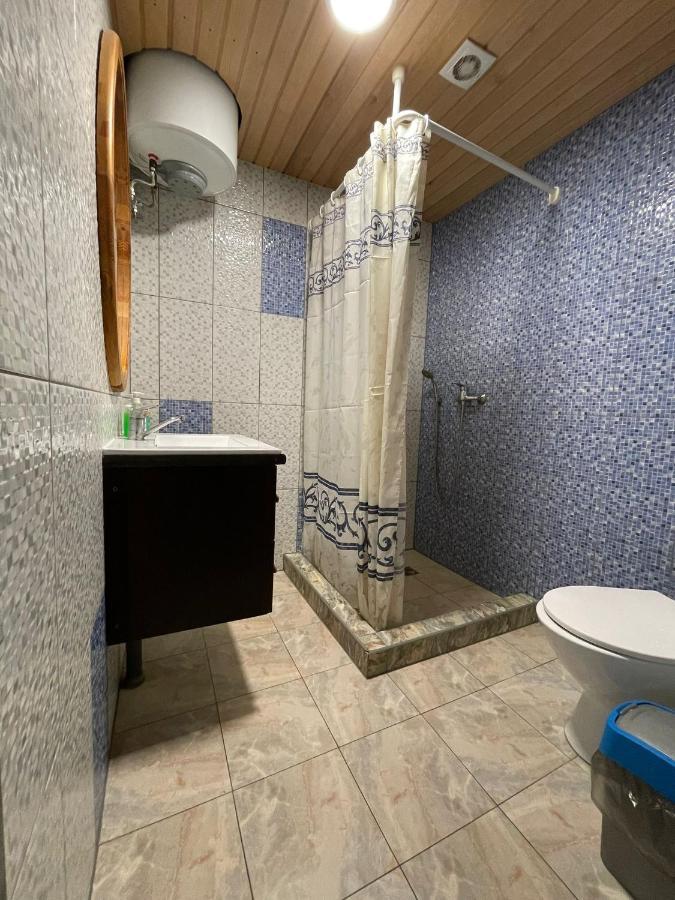Guest House Pitagi Kosrags Ngoại thất bức ảnh