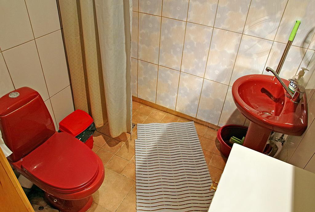 Guest House Pitagi Kosrags Ngoại thất bức ảnh