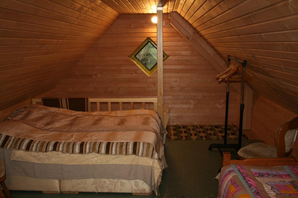 Guest House Pitagi Kosrags Ngoại thất bức ảnh